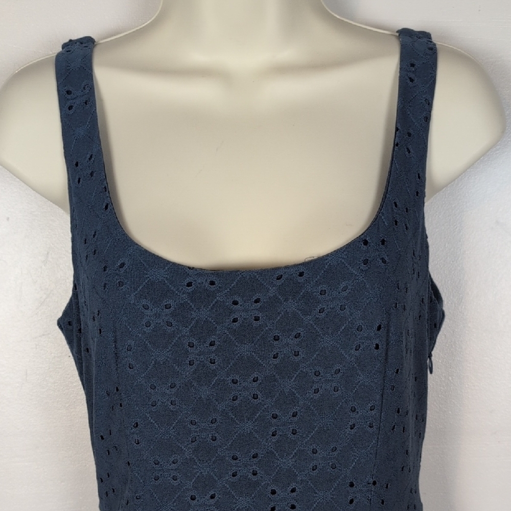 Hutch Sleeveless A-Line Knee Length Dress - Picture 2 of 11